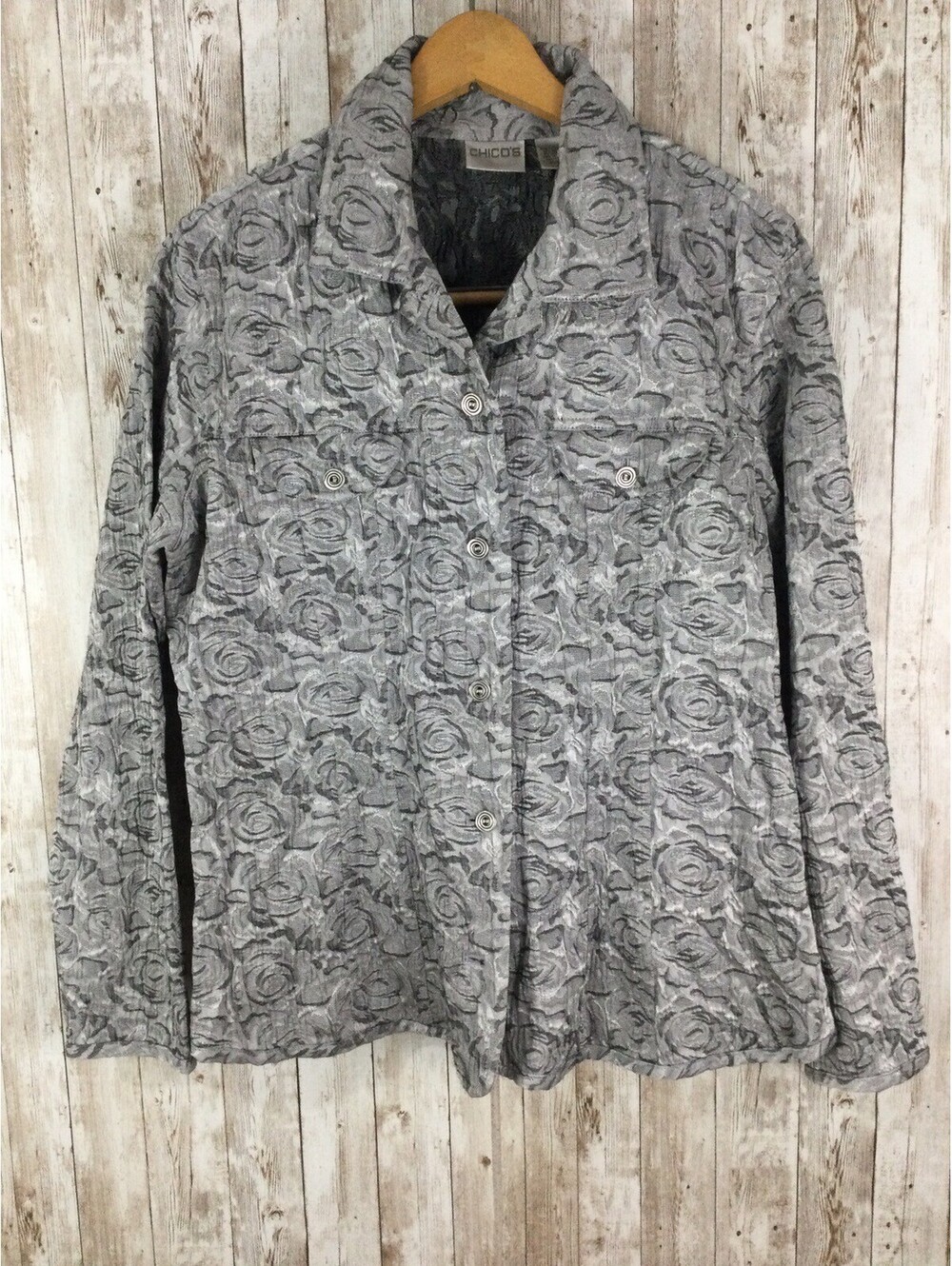 Chico's Textured Silver Rose Swirl Lightweight Jacket Shirt Button Up Size 1 (M)
